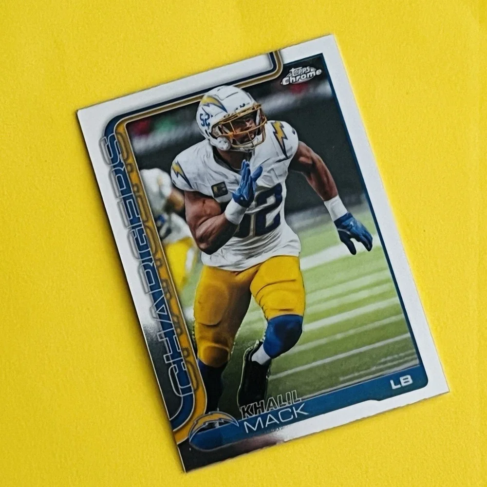 2025 Topps Chrome FNL Football‎ Khalil Mack #160 Los Angeles Chargers Base Card